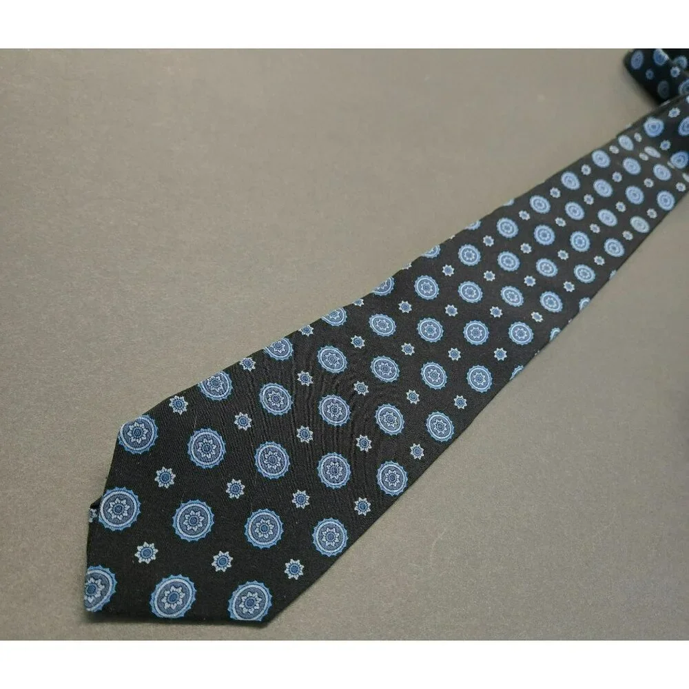 Handmade XMI for Nordstrom 100% Silk Tie w Blue Medallion Pattern 62 x 3.5" - Picture 3 of 7